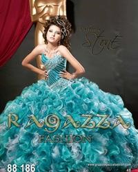 Modelo: 88-186 TALLA 7 COLOR JADE-PLATA $2,500 VENTA