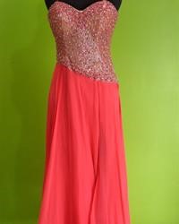 Modelo: 142  TALLA 4 $450 VENTA