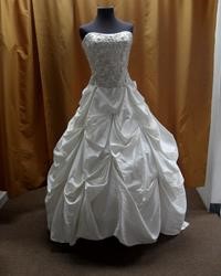 Modelo: MOD. 1 MONY CHERY T-9 $ 1,500.00